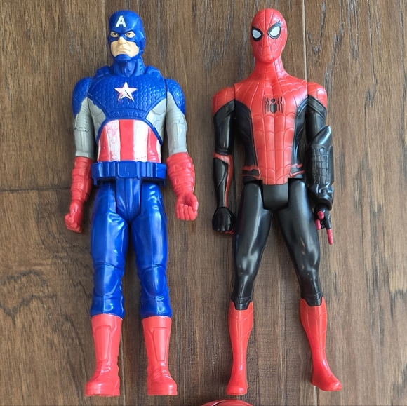 Hasbro Marvel Titan Hero Series Spider-Man And Captain America action Figure - Picture 2 of 12